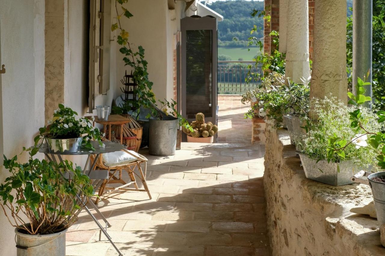 La Fontasse Hotel Lussan  Exterior photo