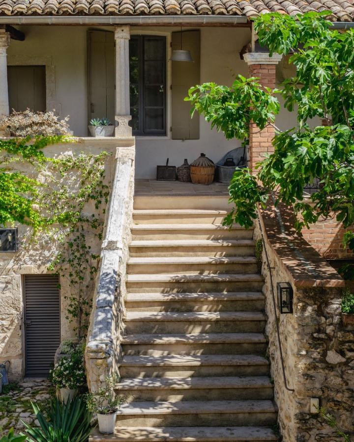 La Fontasse Hotel Lussan  Exterior photo